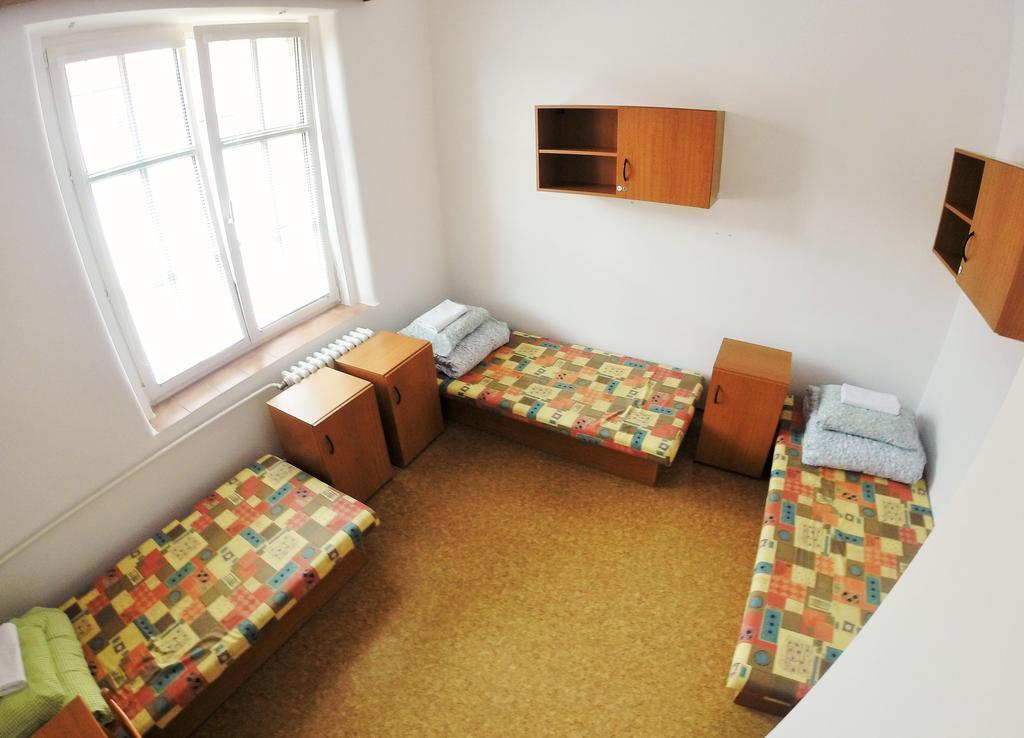 Dizzy Daisy Hostel Прага Номер фото
